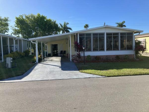 Photo 1 of 2 of home located at 1004 Plymouth Rock Dr, #143 Naples, FL 34110