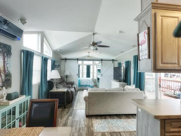 2016 Champion HS Mobile Home