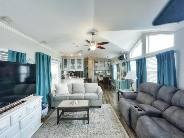 2016 Champion HS Mobile Home