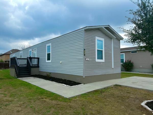 2017 Clayton Homes Inc Mobile Home For Sale