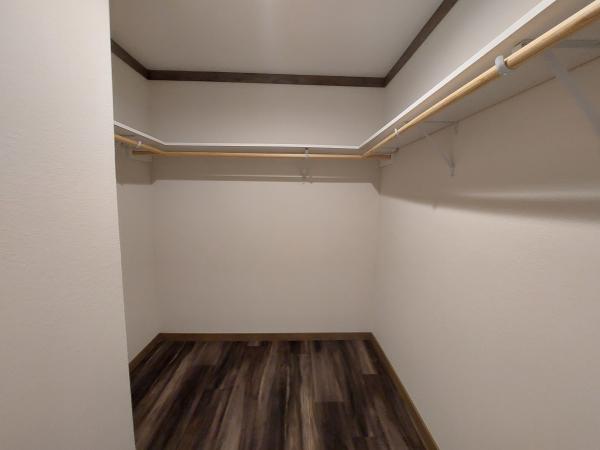 2024 Clayton 52FRM32603B Mobile Home