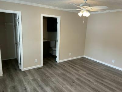 Photo 3 of 6 of home located at 10201 W Beaver St #189 Jacksonville, FL 32220