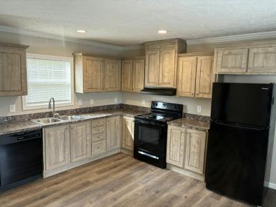 Photo 3 of 6 of home located at 10201 W Beaver St #90 Jacksonville, FL 32220