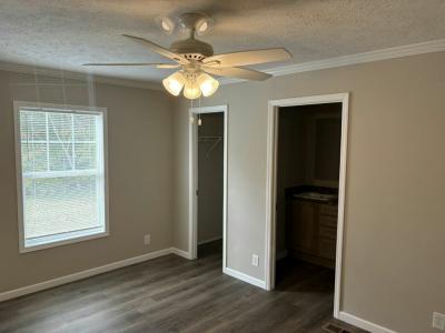 Photo 4 of 6 of home located at 10201 W Beaver St #90 Jacksonville, FL 32220