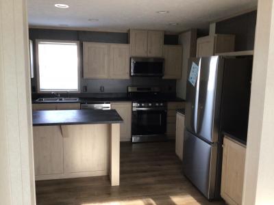 Photo 2 of 6 of home located at 5702 Angola Rd. #150 Toledo, OH 43615