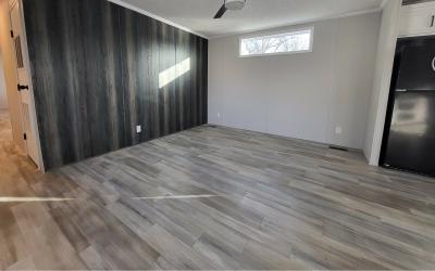 Photo 4 of 5 of home located at 9897 Joan Circle Site #154 Ypsilanti, MI 48197