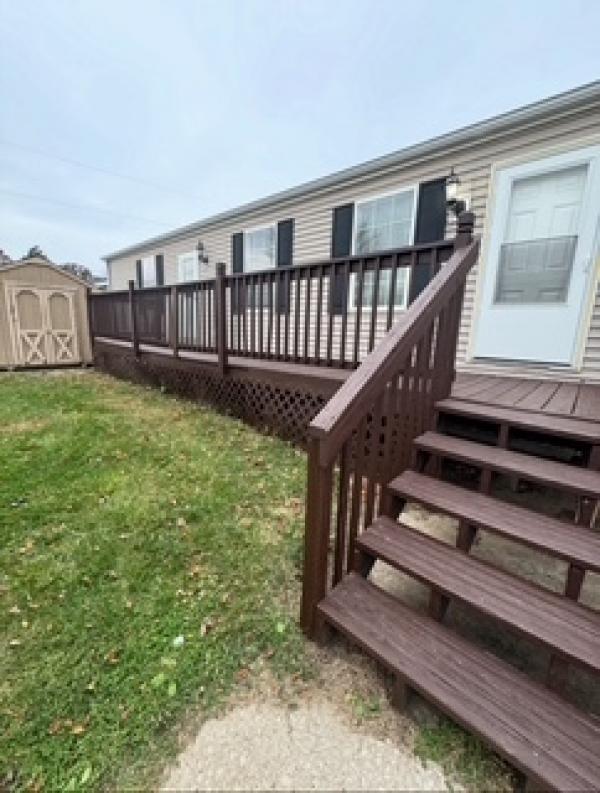 2011 Crest Homes - Middlebury Mobile Home For Sale