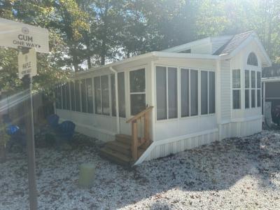 Photo 4 of 11 of home located at 709 Us-9 Site# 552 Cape May, NJ 08204