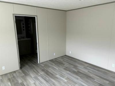 Photo 4 of 6 of home located at 10201 W Beaver St #383 Jacksonville, FL 32220