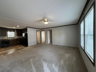 Photo 4 of 11 of home located at 1235 Horizon Parkway Buford, GA 30518