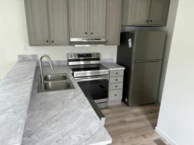 Photo 3 of 6 of home located at 10201 W Beaver St #339 Jacksonville, FL 32220