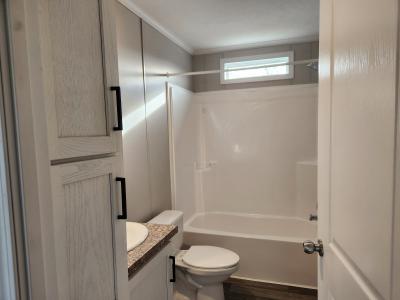 Mobile Home at 549 Continental Cir Davison, MI 48423