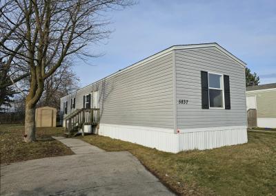 Mobile Home at 5837 Mellinger Drive Lot 322 Saginaw, MI 48601