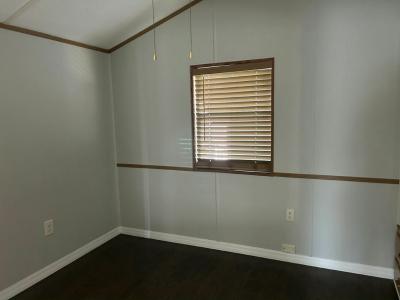 Photo 4 of 9 of home located at 16731 Us-301 #52 Dade City, FL 33523