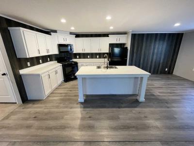 Photo 2 of 8 of home located at 28 Woodmoor Court Leavenworth, KS 66048