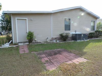 Photo 4 of 13 of home located at 410 Magnolia Hill Drive Plant City, FL 33565