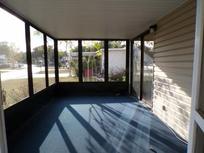 Photo 5 of 13 of home located at 410 Magnolia Hill Drive Plant City, FL 33565