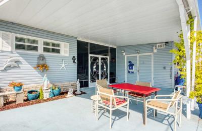 Photo 4 of 42 of home located at 18675 U.s. Hwy 19 N. Lot 303 Clearwater, FL 33764