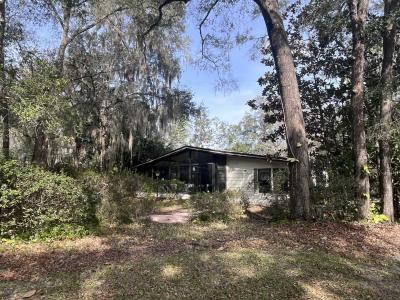 Photo 2 of 20 of home located at 503 Leaf Circle Deland, FL 32724