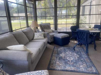 Photo 4 of 22 of home located at 35 Lakeview Dr Fruitland Park, FL 34731