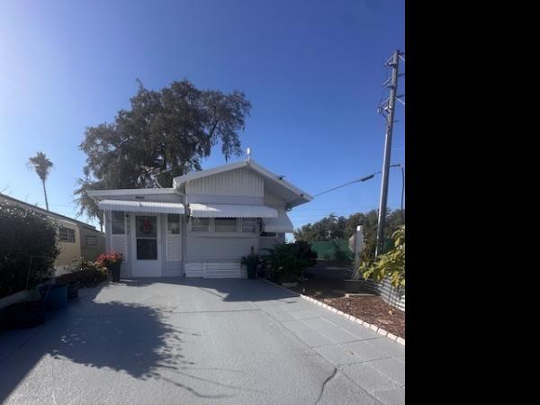 Photo 1 of 2 of home located at 8225 Arevee Dr, Lot 462 New Port Richey, FL 34653