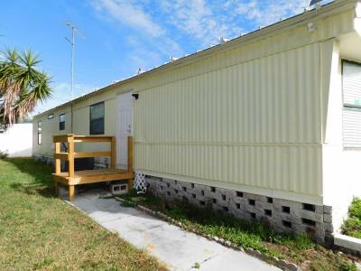 Photo 5 of 40 of home located at 38349 Ramblewood Blvd. Zephyrhills, FL 33541