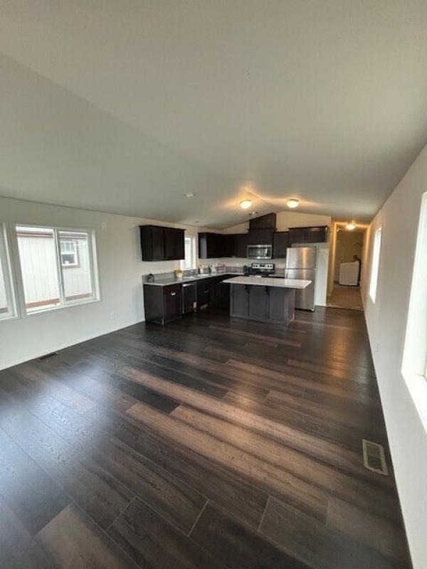 2020 2020 Champion/Skyline KQ 8200 CT Manufactured Home