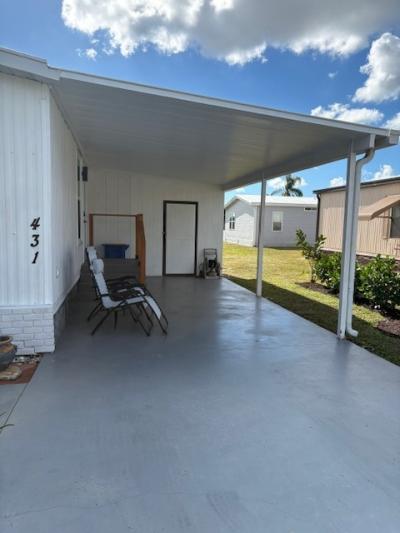 Photo 3 of 51 of home located at 431 Laurelwood Lane Naples, FL 34112