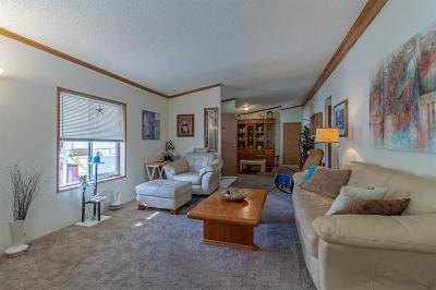 Photo 4 of 26 of home located at 8122 W. Flamingo Rd. Las Vegas, NV 89147