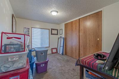 Photo 5 of 26 of home located at 8122 W. Flamingo Rd. Las Vegas, NV 89147