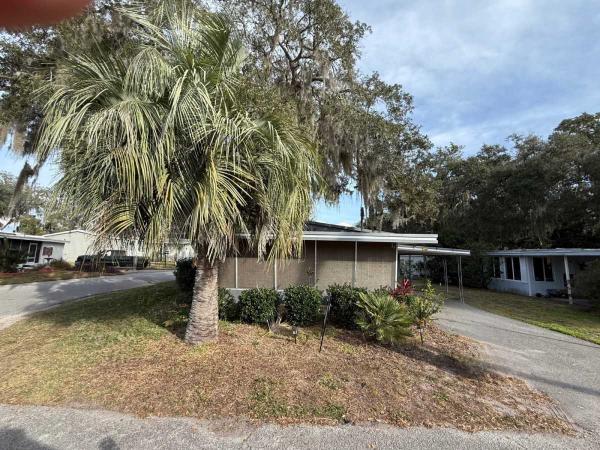 Photo 1 of 2 of home located at 106 Camellia Drive Leesburg, FL 34788