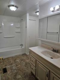 1983 Kaufman and Broad Whitter Manufactured Home