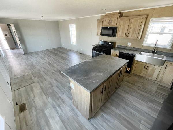 Photo 1 of 1 of home located at 2116 SE 46Th Topeka, KS 66603