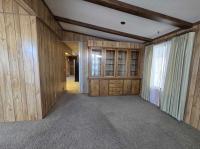 1981 LANCER HOMES INC.	 ROYAL MONARCH Manufactured Home