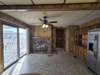 1981 LANCER HOMES INC.	 ROYAL MONARCH Manufactured Home