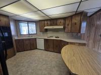 1981 LANCER HOMES INC.	 ROYAL MONARCH Manufactured Home