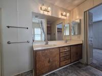 1981 LANCER HOMES INC.	 ROYAL MONARCH Manufactured Home