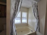 1981 LANCER HOMES INC.	 ROYAL MONARCH Manufactured Home