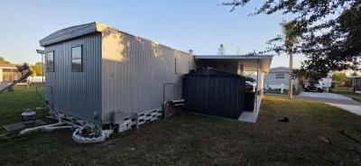 Photo 5 of 13 of home located at 93170 Pinellas Park, FL 33781