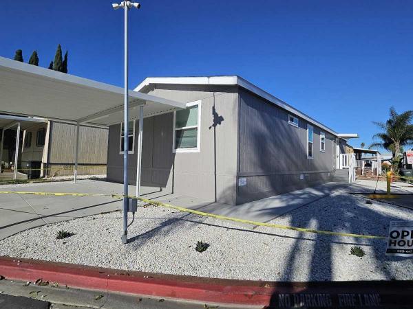 2025 Cavco 220CL24483E Mobile Home