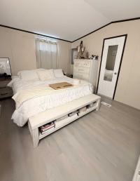 2017 Oak Creek Mobile Home