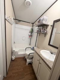 2017 Oak Creek Mobile Home