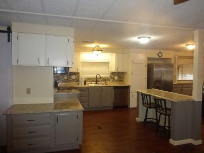 Photo 4 of 30 of home located at 2701 E. Utopia Road, #74 Phoenix, AZ 85050