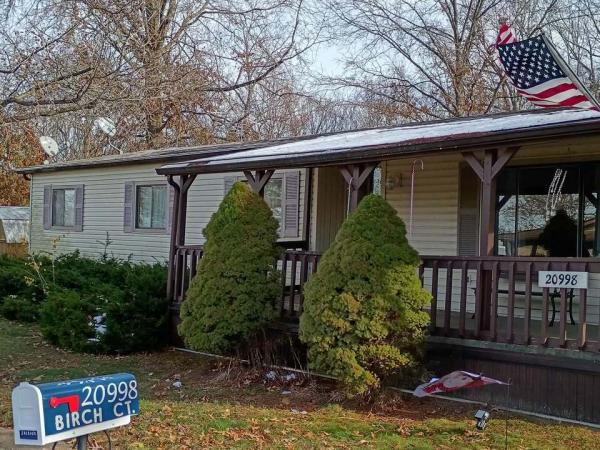 Photo 1 of 2 of home located at 20998 Birch Ct. Warrenton, Mo 63383 Warrenton, MO 63383