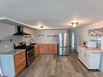 Photo 3 of 8 of home located at 1307 S Parrott Ave Lot 73 Okeechobee, FL 34974