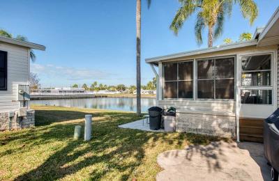 Photo 5 of 34 of home located at 18675 U.s. Hwy 19 N. Lot 301 Clearwater, FL 33764