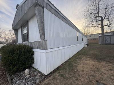 Photo 3 of 9 of home located at 184 Pinedale Drive Saint Charles, MO 63301