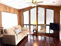 1986 Kensington Park Model Mobile Home