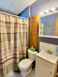 1986 Kensington Park Model Mobile Home