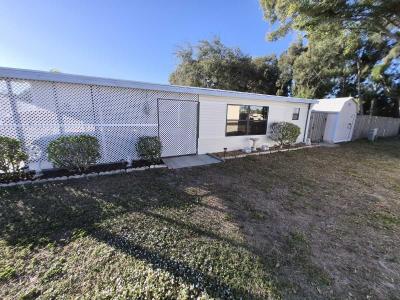 Photo 3 of 27 of home located at 16416 Us 19 Clearwater, FL 33764